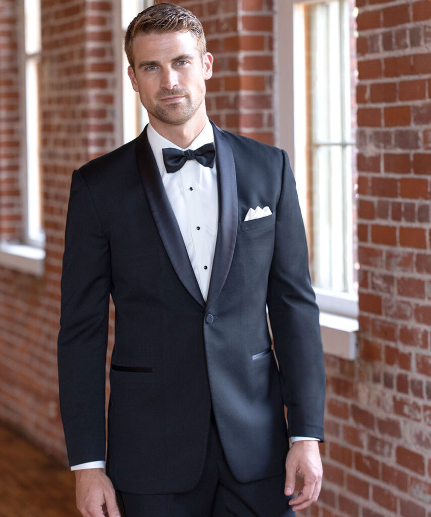 How to Dress: Black Tie Wedding - thesixpence.com