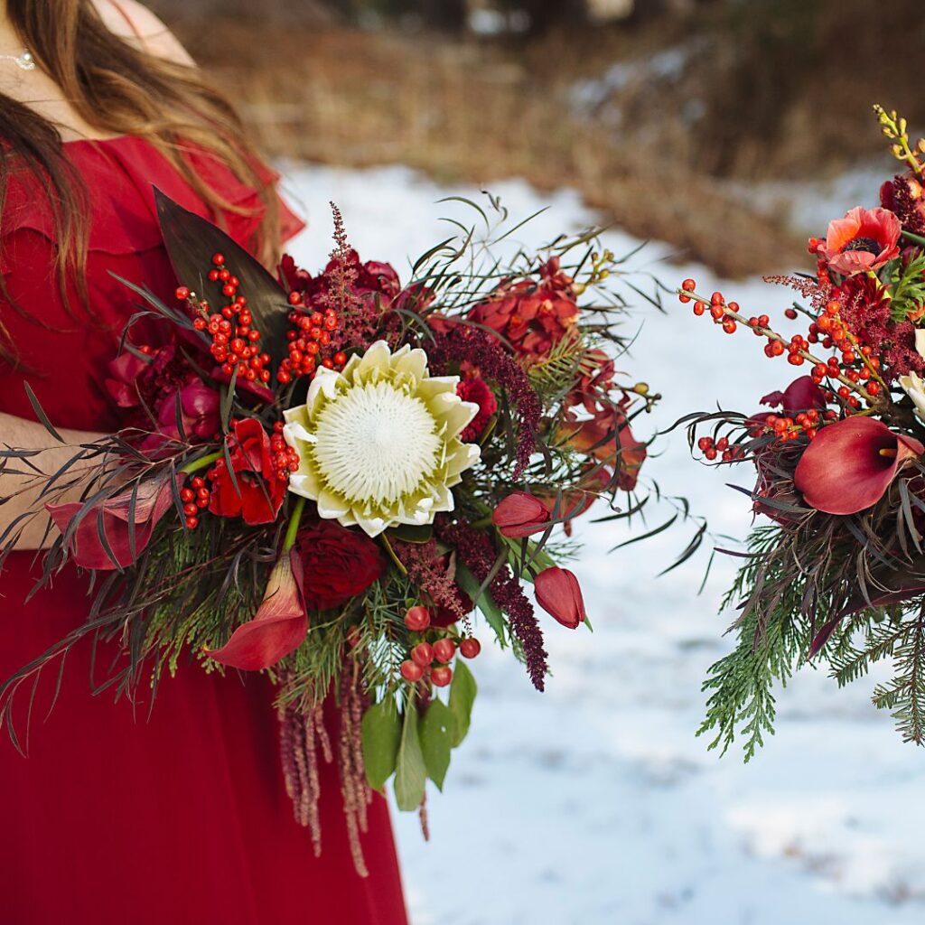 winter wedding trends - velvet red