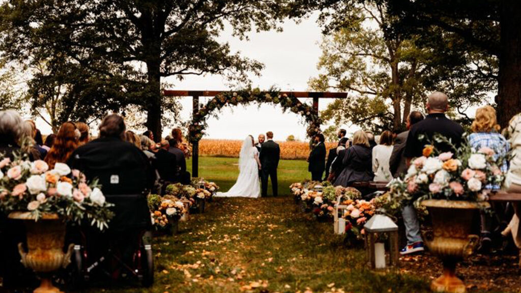 Pros and Cons of a Wedding Venue