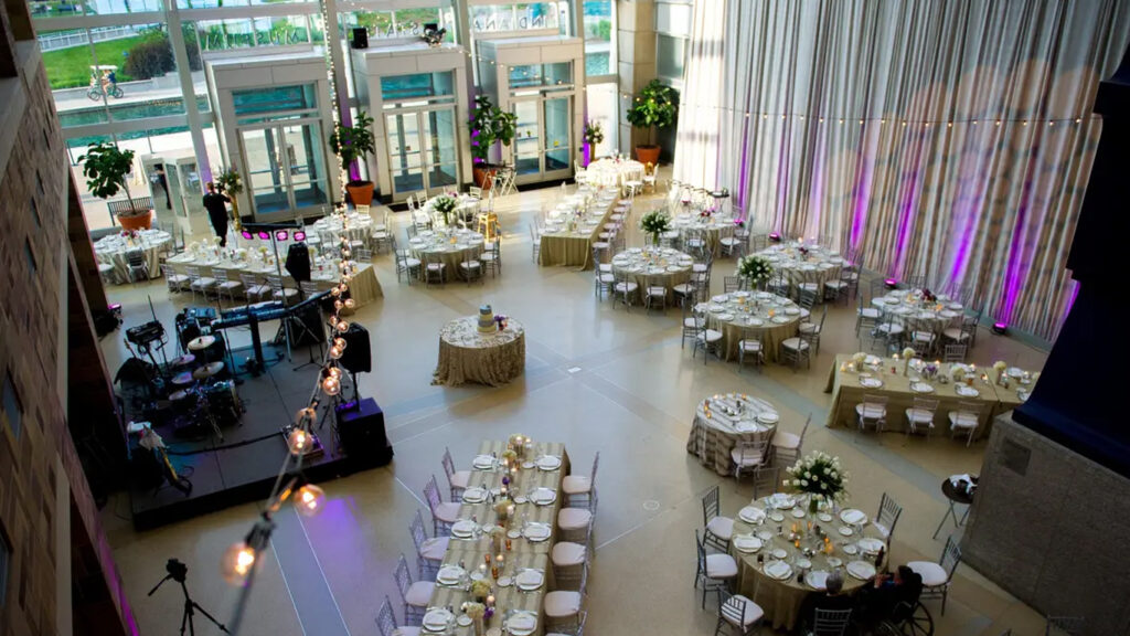 Pros and Cons of a Wedding Venue